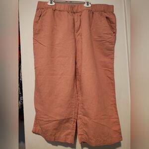 Liz Claiborne Peach Capris for Casual Comfort